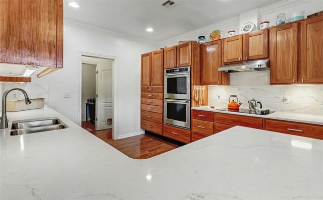 18 Nantwich Circle, Bella Vista, AR 72714