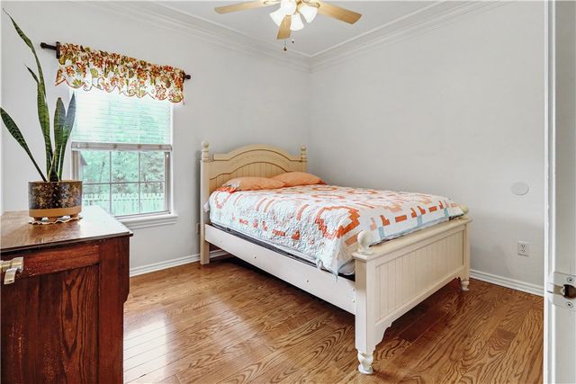 18 Nantwich Circle, Bella Vista, AR 72714