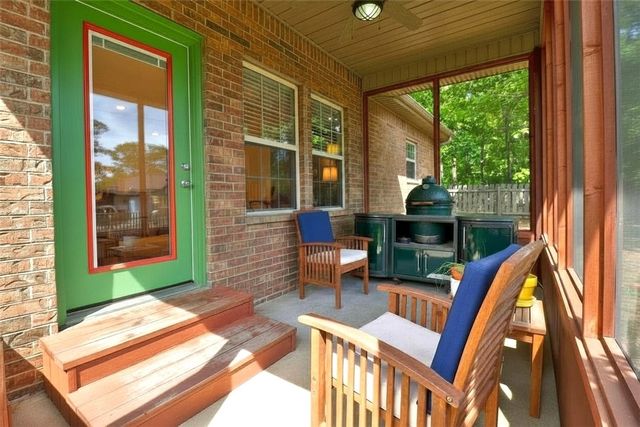 18 Nantwich Circle, Bella Vista, AR 72714