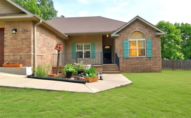 18 Nantwich Circle, Bella Vista, AR 72714