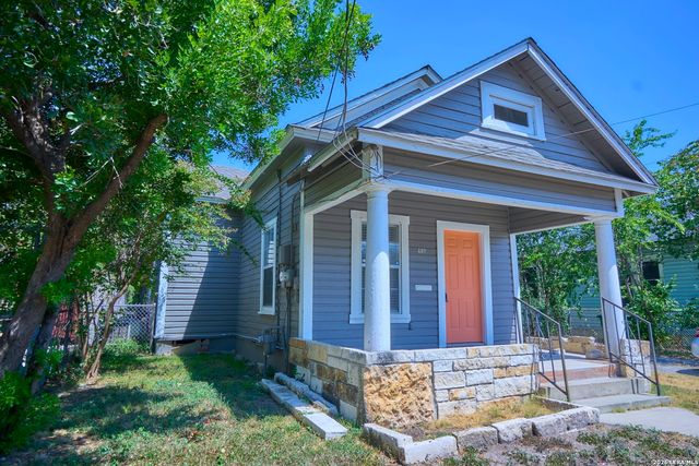 439 E Mitchell St, San Antonio, TX 78210