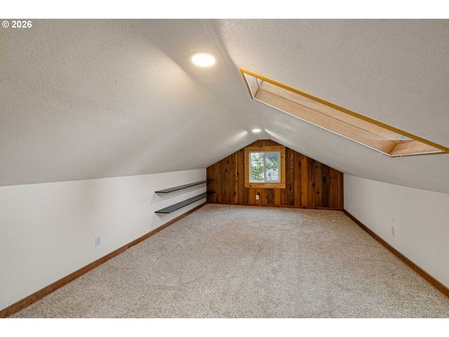 1010 N PARK Ave, Eugene, OR 97404