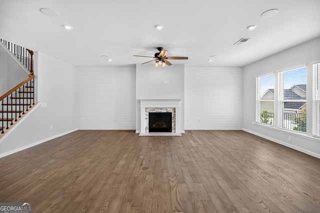 604 Napier Pass, Peachtree City, GA 30269