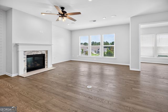 604 Napier Pass, Peachtree City, GA 30269