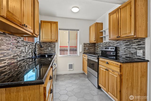 7401 S I Street, Tacoma, WA 98408