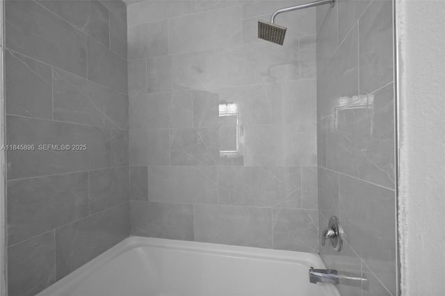 6322 Royal Woods Drive, Fort Myers, FL 33908