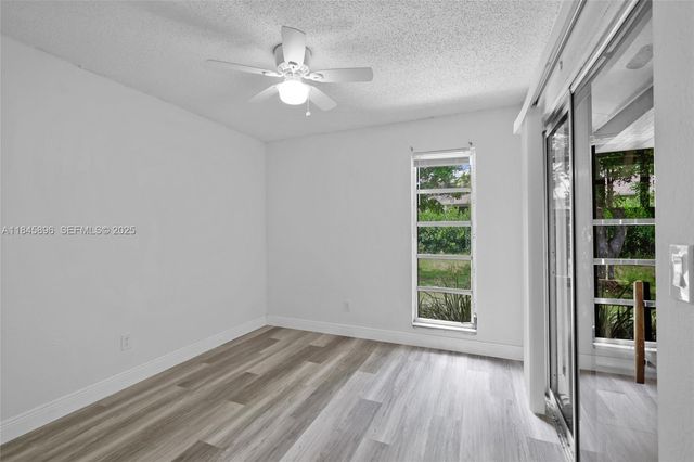 6322 Royal Woods Drive, Fort Myers, FL 33908