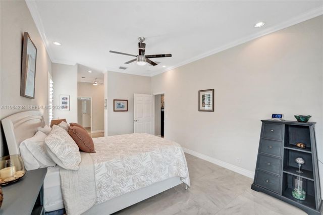 6686 SW 166th Dr, Pembroke Pines, FL 33331