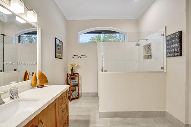 6686 SW 166th Dr, Pembroke Pines, FL 33331