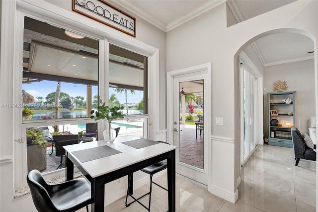 6686 SW 166th Dr, Pembroke Pines, FL 33331