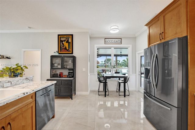 6686 SW 166th Dr, Pembroke Pines, FL 33331