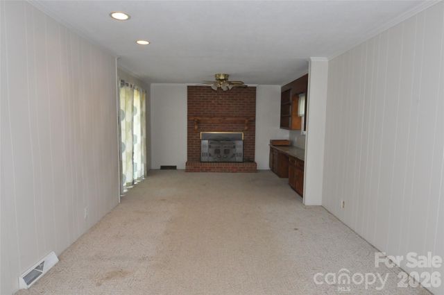 3693 Bethlehem Road, Blackstock, SC 29014