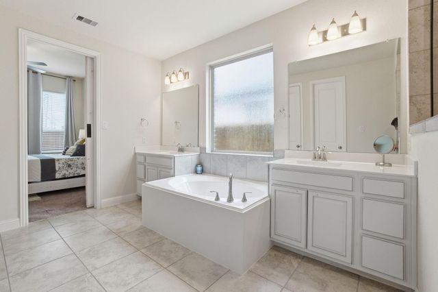 28260 Bennett Pass Drive, Spring, TX 77386