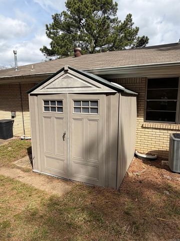 1424 Garland Avenue, North Little Rock, AR 72116