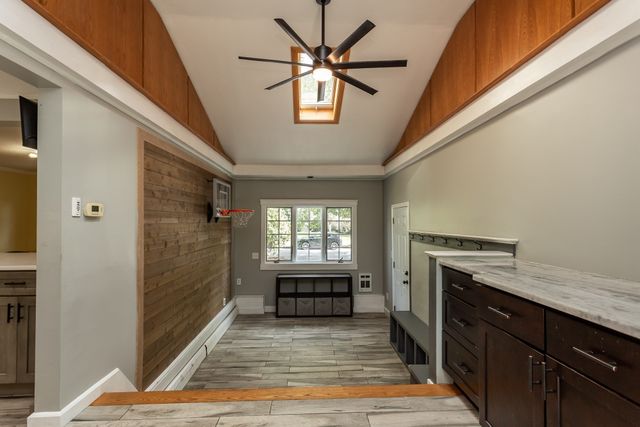 66 Eleanor Rd, Raynham, MA 02767