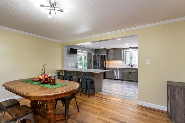 66 Eleanor Rd, Raynham, MA 02767