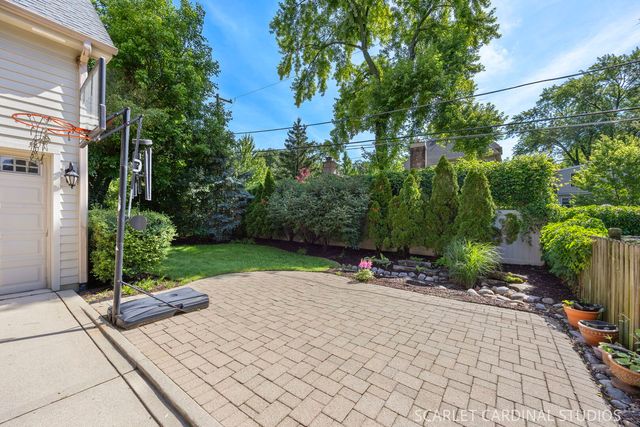 410 S Sleight Street, Naperville, IL 60540
