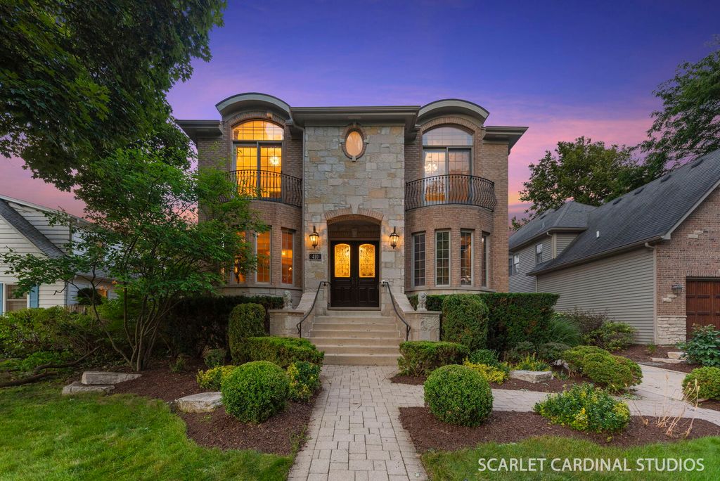 410 S Sleight Street, Naperville, IL 60540