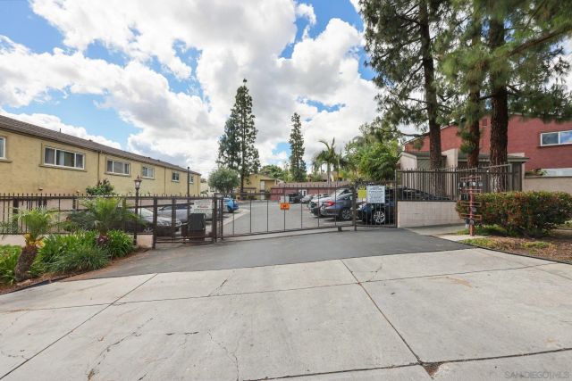 1280 W Main St 18, El Cajon, CA 92020