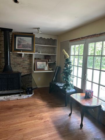 351 Jan, Denham Springs, LA 70726