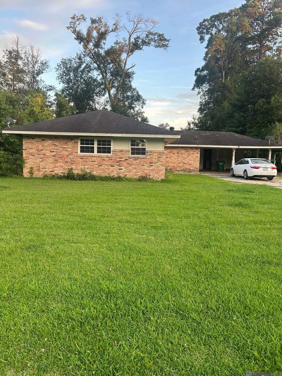 351 Jan, Denham Springs, LA 70726