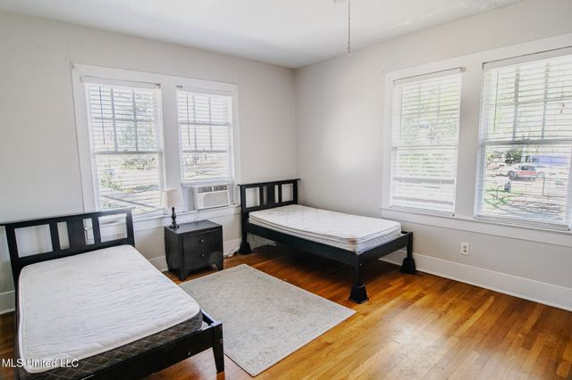 803 N Congress Street, B, Jackson, MS 39202