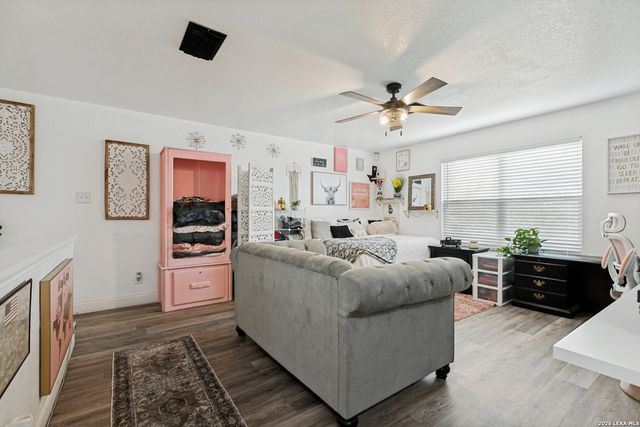 8902 CLOUDSTONE PL, Converse, TX 78109