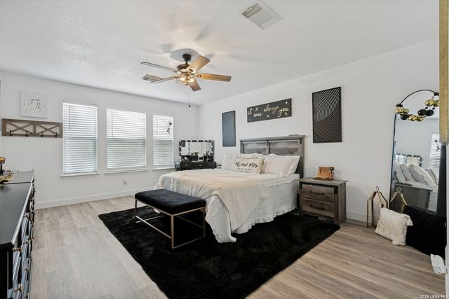 8902 CLOUDSTONE PL, Converse, TX 78109