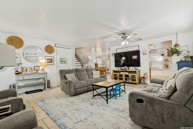 8902 CLOUDSTONE PL, Converse, TX 78109