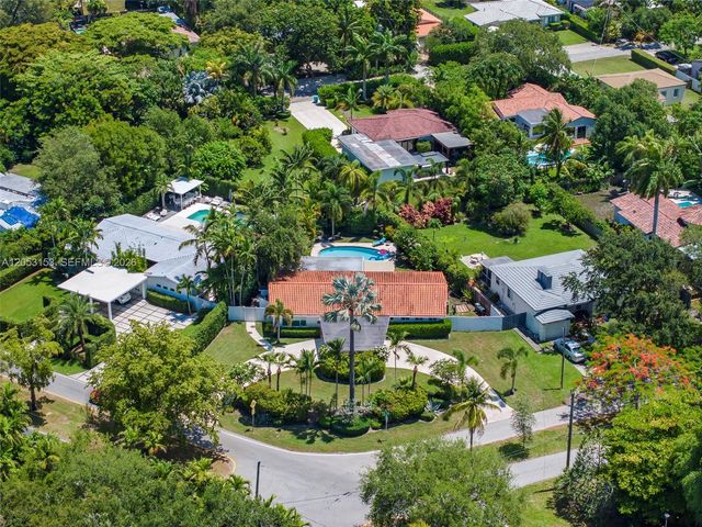 11121 Griffing Blvd, Biscayne Park, FL 33161