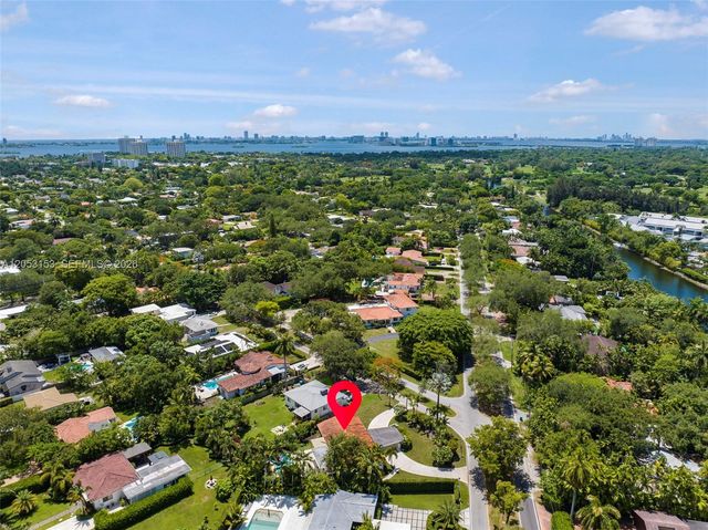 11121 Griffing Blvd, Biscayne Park, FL 33161
