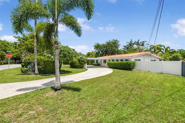 11121 Griffing Blvd, Biscayne Park, FL 33161