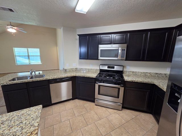 19115 Shire Horse Boulevard, Porter, TX 77365