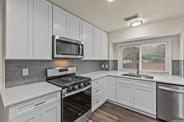 14131 Kings Meadows, San Antonio, TX 78231