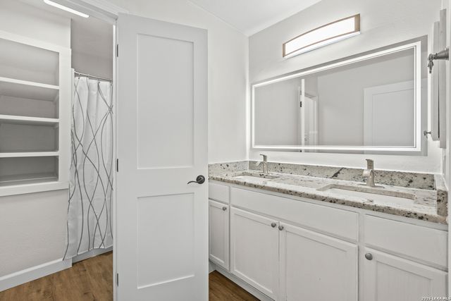 14131 Kings Meadows, San Antonio, TX 78231