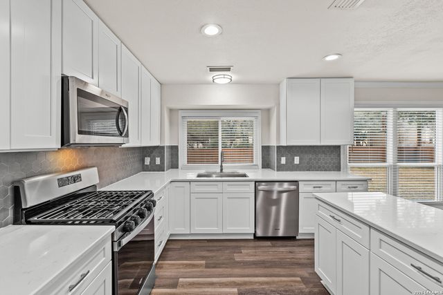 14131 Kings Meadows, San Antonio, TX 78231