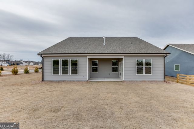 210 Oakdale Road 37, Jefferson, GA 30549