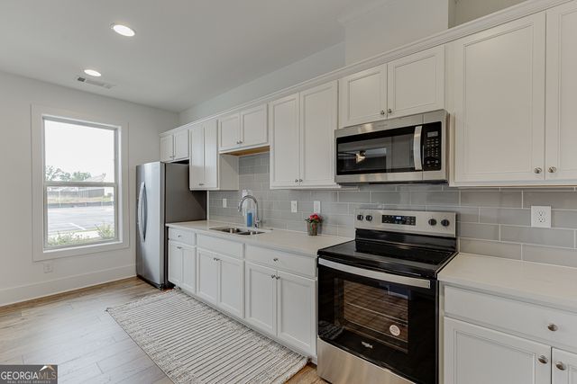 210 Oakdale Road 37, Jefferson, GA 30549