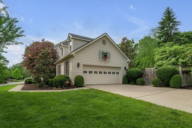1371 Strawberry Lane, Lexington, KY 40502