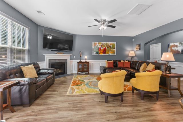 336 Avendell Drive, Easley, SC 29642