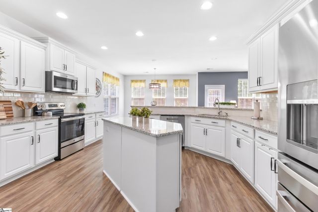 336 Avendell Drive, Easley, SC 29642