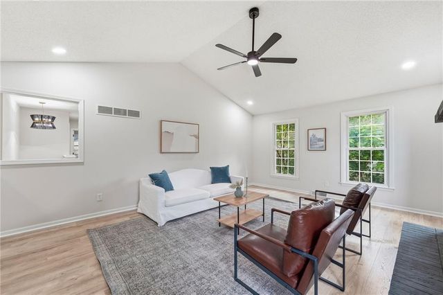 13201 Craig Avenue, Grandview, MO 64030