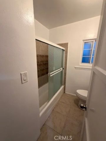 1153 Justin A, Glendale, CA 91201