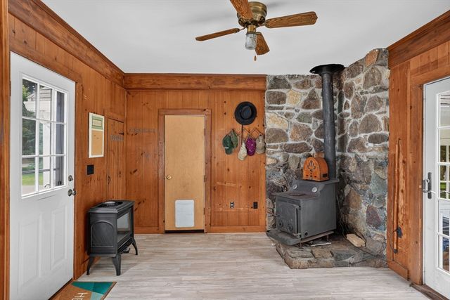 141 Holliston St, Medway, MA 02053