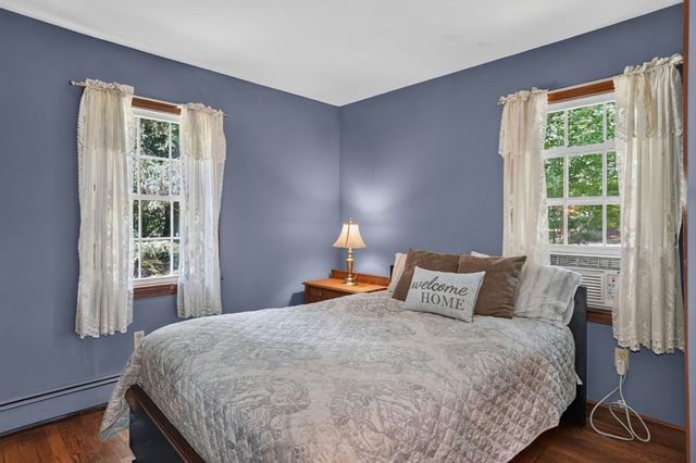141 Holliston St, Medway, MA 02053