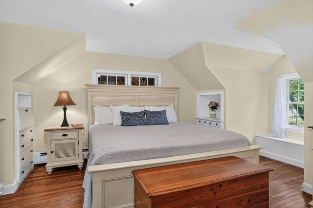 141 Holliston St, Medway, MA 02053