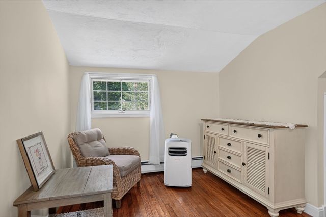 141 Holliston St, Medway, MA 02053