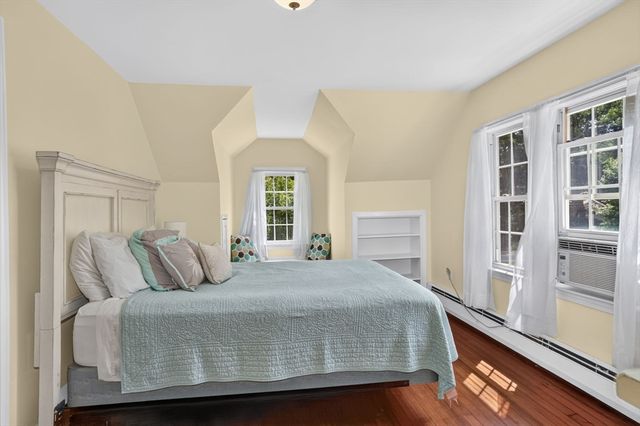 141 Holliston St, Medway, MA 02053