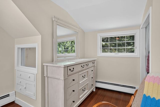 141 Holliston St, Medway, MA 02053