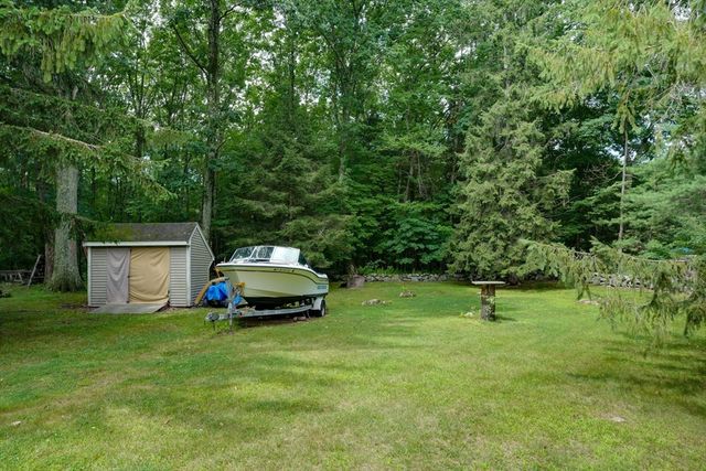 141 Holliston St, Medway, MA 02053